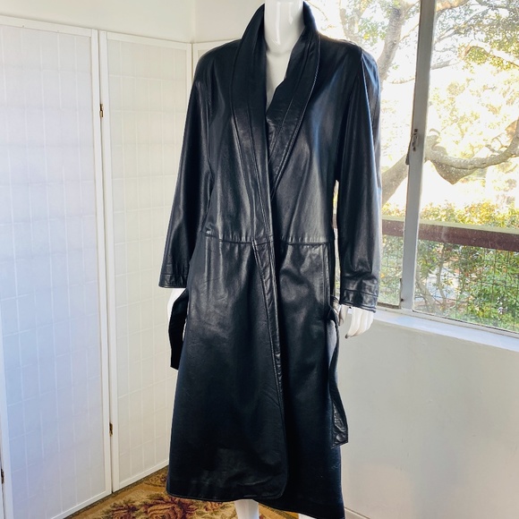 Vintage BERGDORF GOODMAN Womens Black Leather Trench Coat w/Belt - Picture 4 of 5